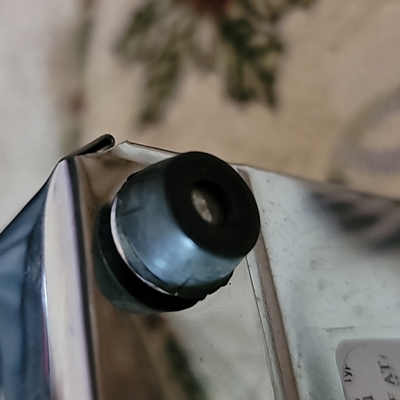 Gently loved Restaurant style napkin dispenser by table craft Rubber legs MINT - Picture 6 of 7